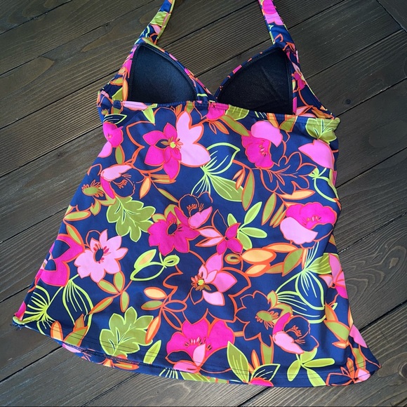 Lands end tankini in floral print - Picture 3 of 6